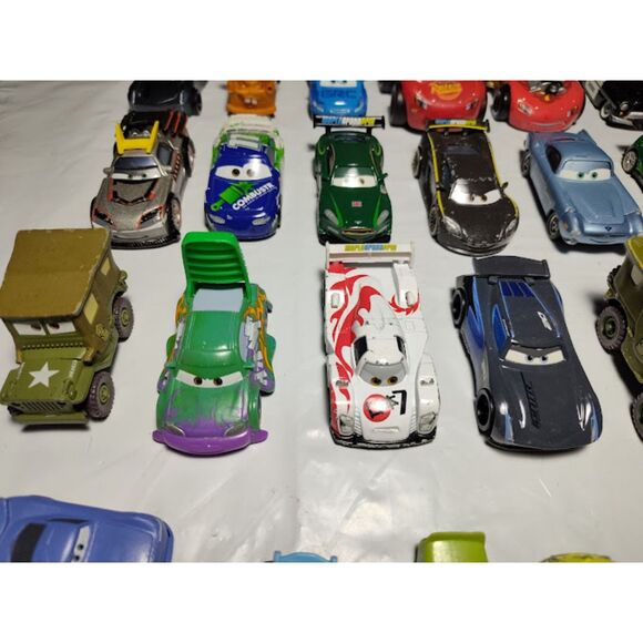 Lot of 33 Disney Pixar Cars Trucks & More - Picture 8 of 16